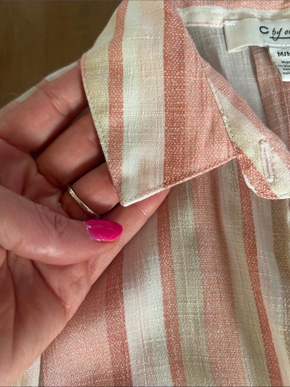CYNTHIA ROWLEY Coral & Cream Striped Tie-Front Tank - Picture 3 of 4